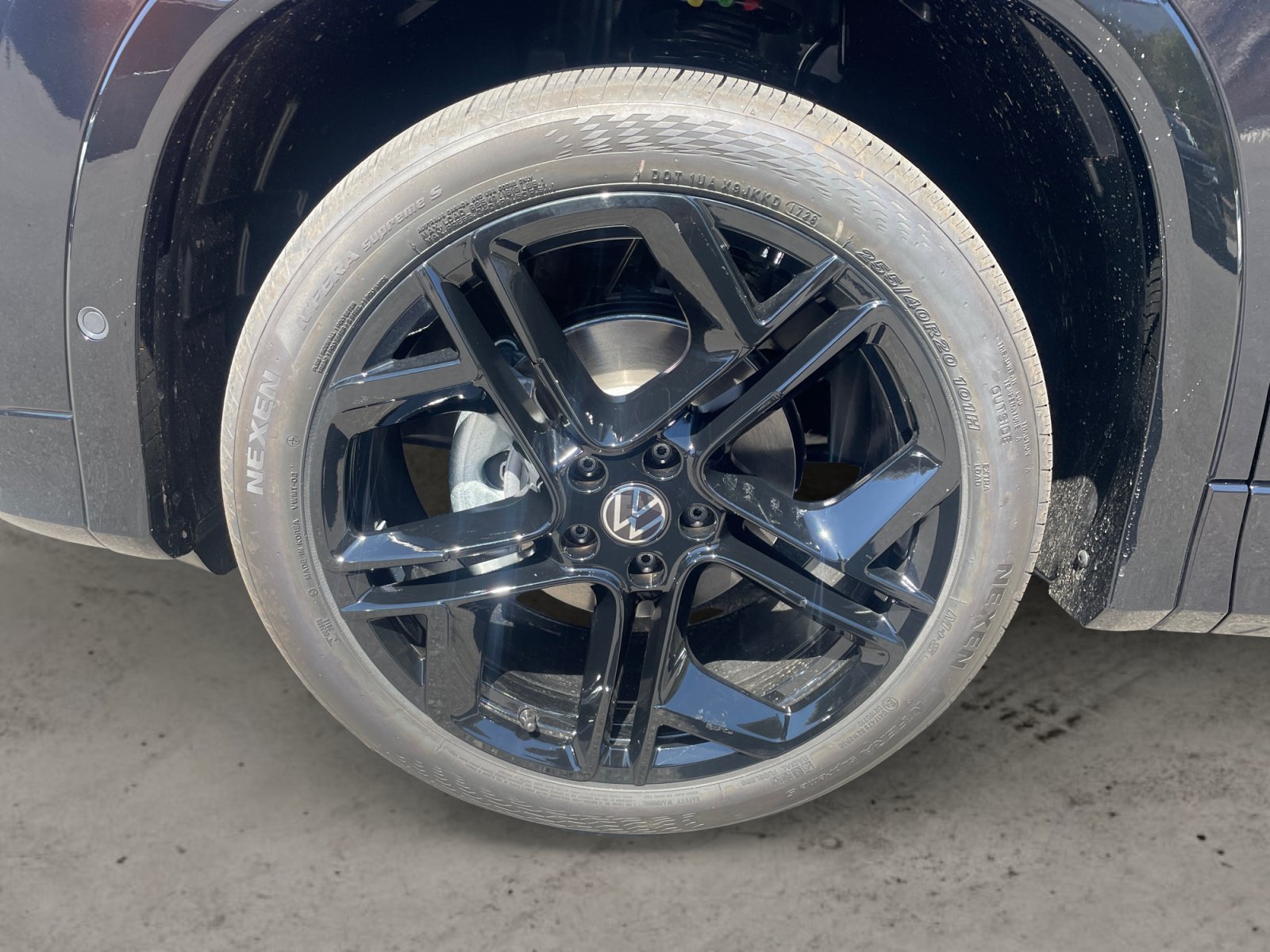 New 2026 Black Volkswagen SE R-Line Black image 14