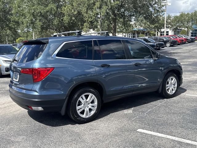 Used 2017  Honda LX image 4