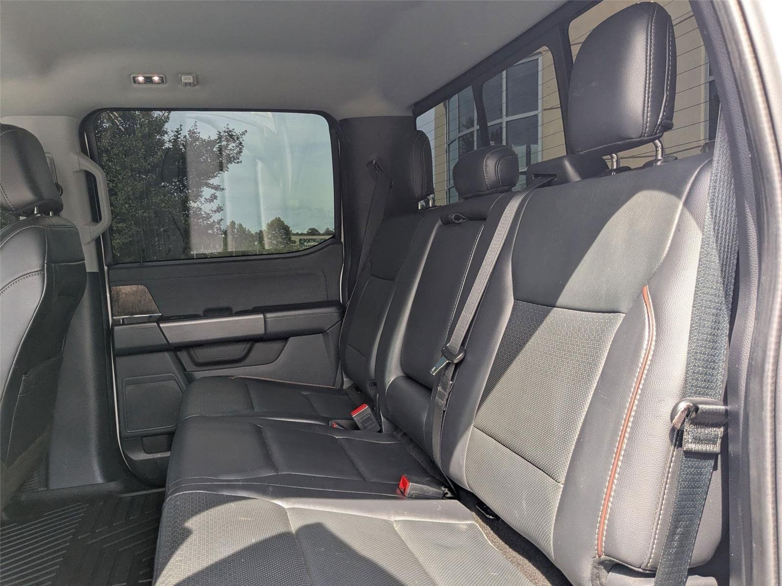 Used 2021 Oxford White Ford LARIAT image 40