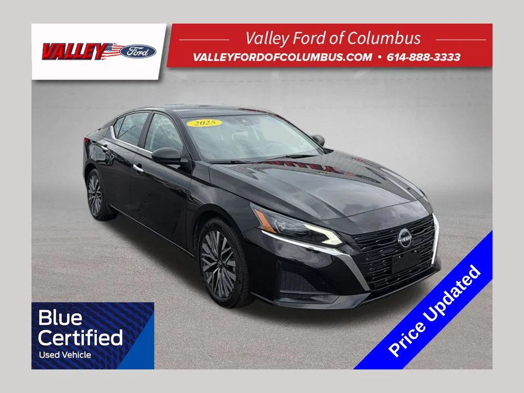 Certified Used 2025 Black Nissan 2.5 SV image 1