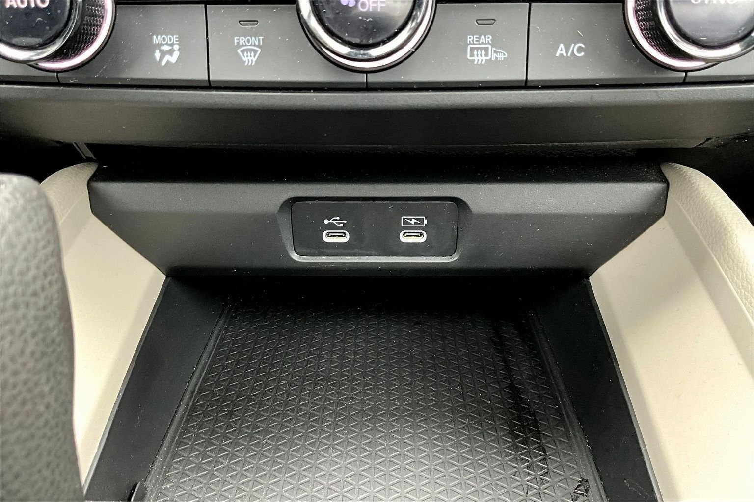 Used 2024 White Honda EX image 17