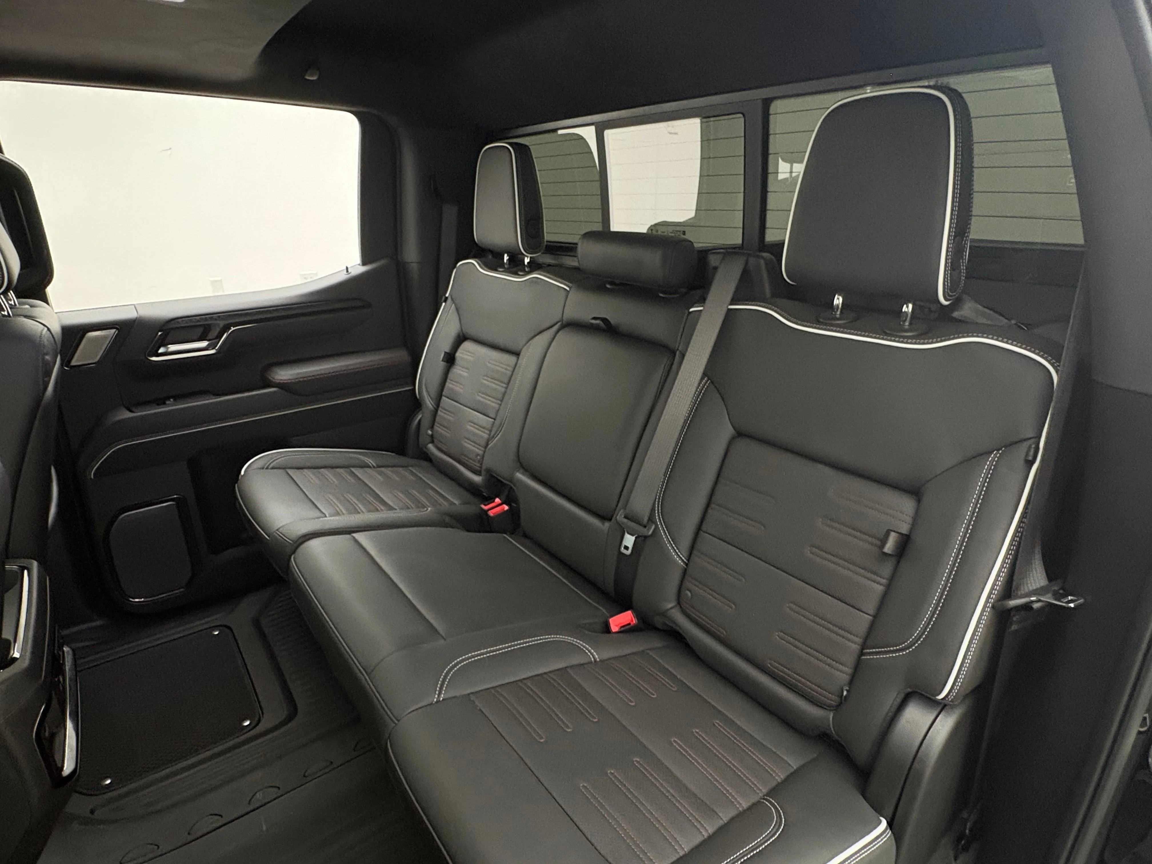 Used 2024 Onyx Black GMC AT4X image 47