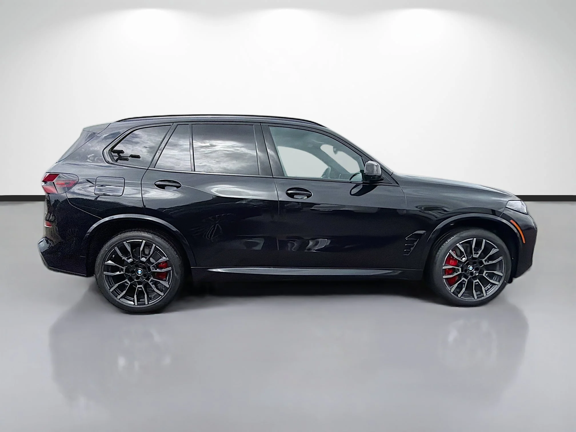 New 2026 Black Sapphire Metallic BMW xDrive50e image 2