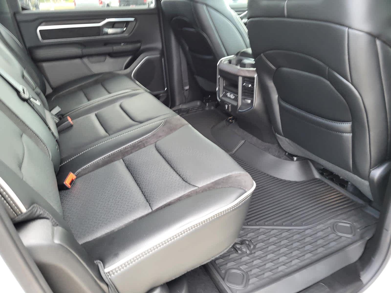 2026 RAM 1500 Laramie - Photo 11