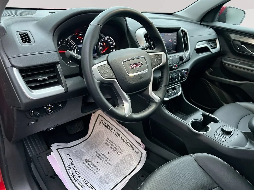 Used 2024 Volcanic Red Tintcoat GMC SLT image 14