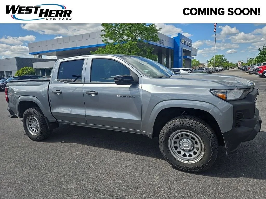 2023 Chevrolet Colorado 4WD Work Truck Crew Cab Short Box's photo