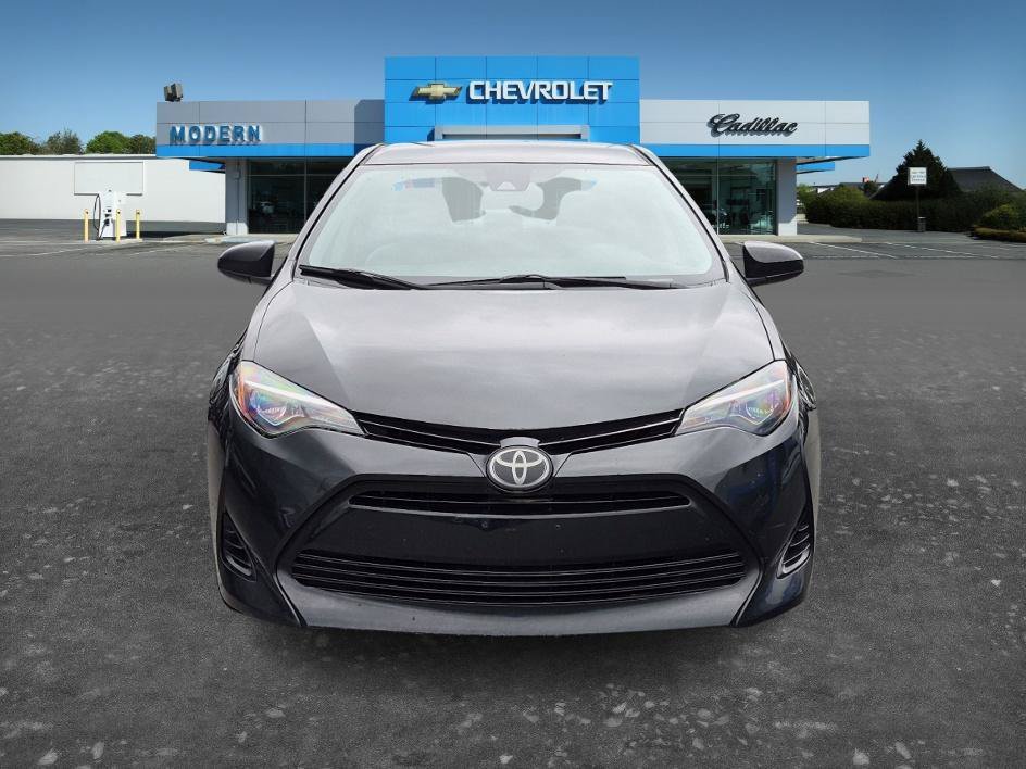 Used 2018  Toyota L image 8