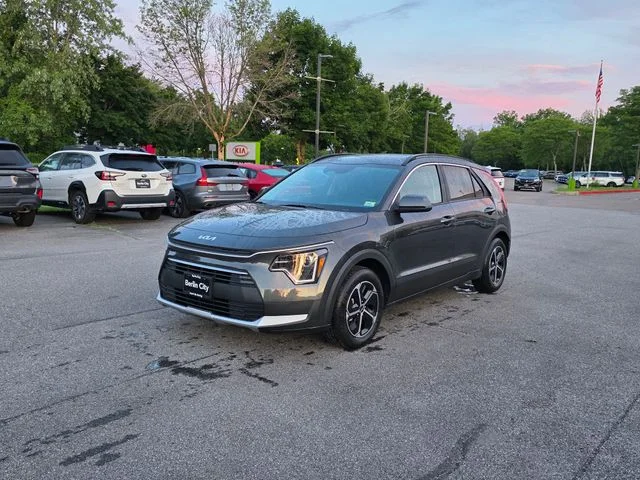 New 2026 Interstellar Gray Kia LX image 3