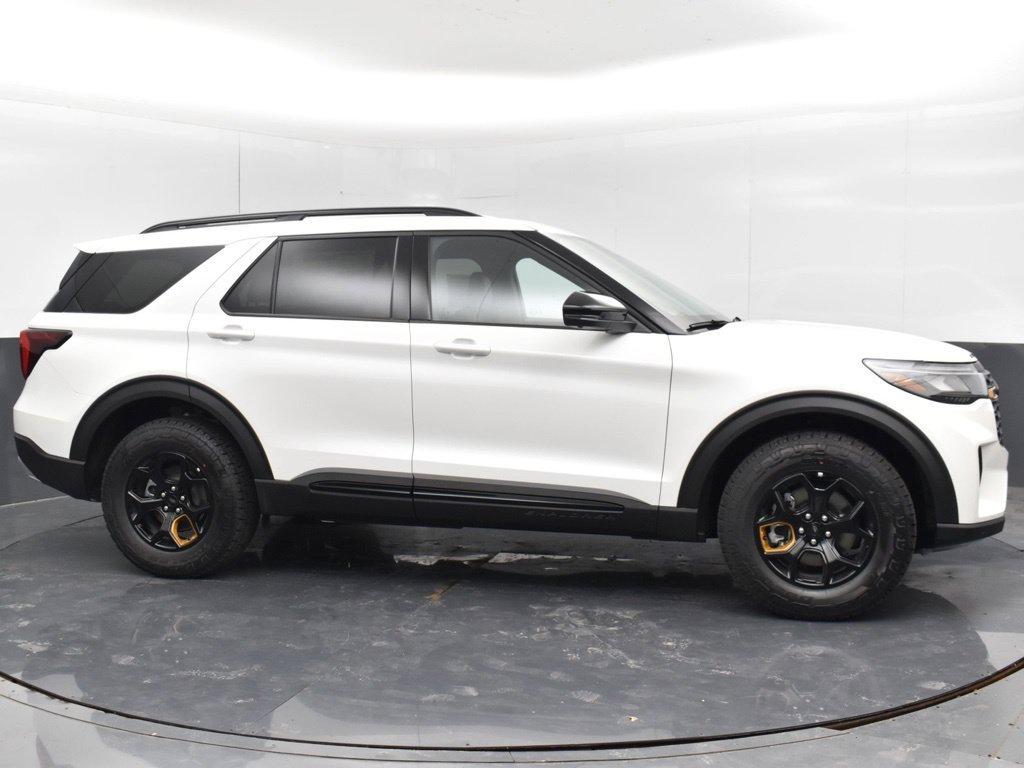 2026 Ford Explorer Tremor - Photo 9