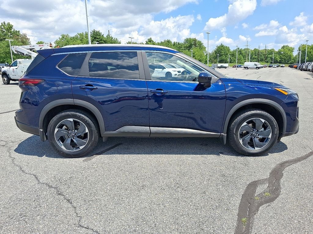 Used 2025 Blue Nissan SV image 8