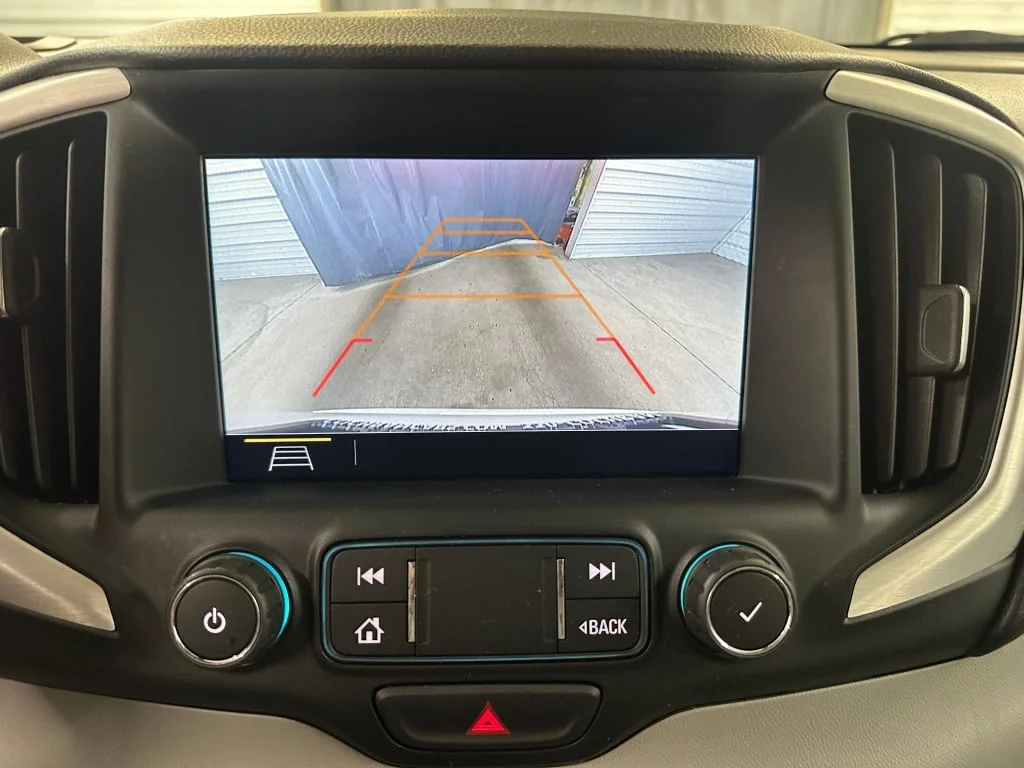 Used 2021 WHITE FROST TRICOAT GMC SLT image 14