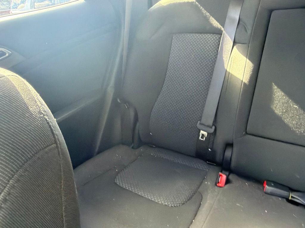 Certified Used 2025 Steel Gray Kia LX image 20