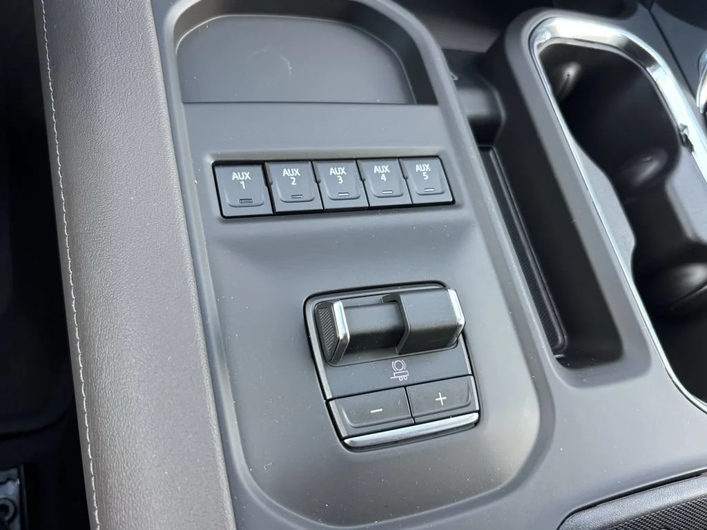 New 2026 Glacier White Tricoat GMC Denali image 26