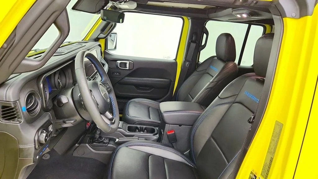 Used 2024 High Velocity Clearcoat Jeep Rubicon X 4x4 w/ Sky One-Touch Power Top & Nappa Leathe image 21