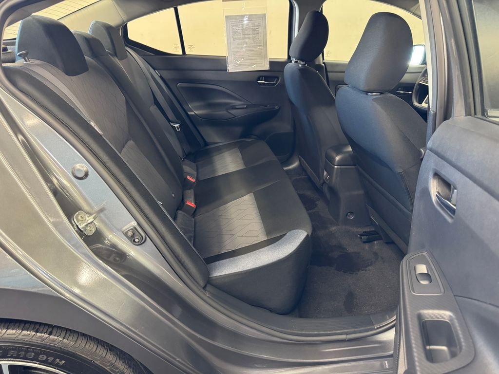 Used 2025 Gun Metallic Nissan 1.6 SV image 27
