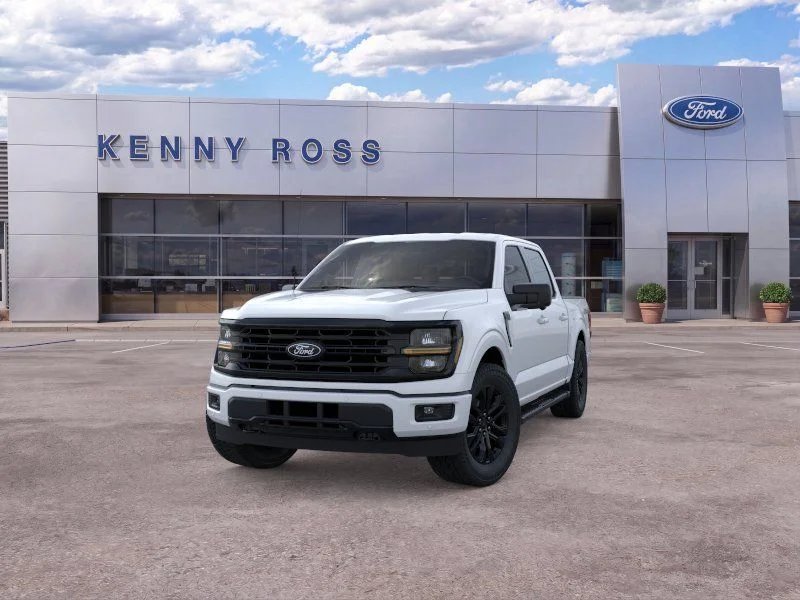 New 2026 Oxford White Ford XLT image 3