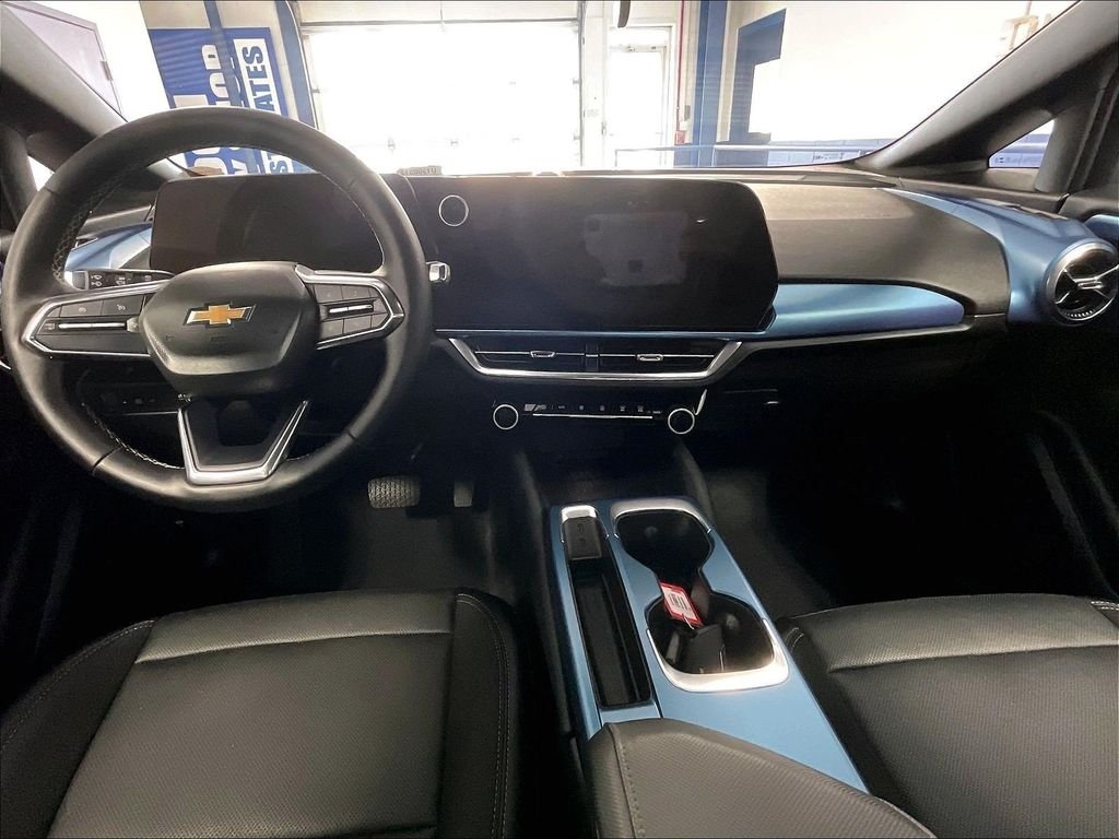 Used 2024 Blue Chevrolet LT image 21