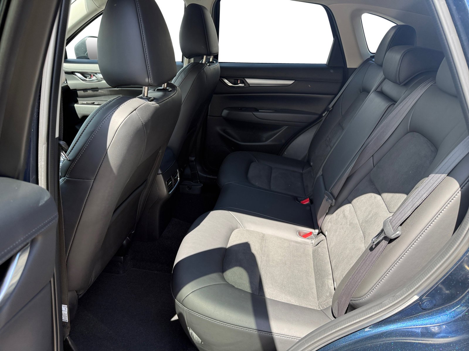 Used 2021 Deep Crystal Blue Mica Mazda Touring image 16