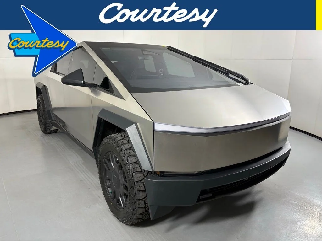 2024 Tesla Cybertruck All-Wheel Drive's photo
