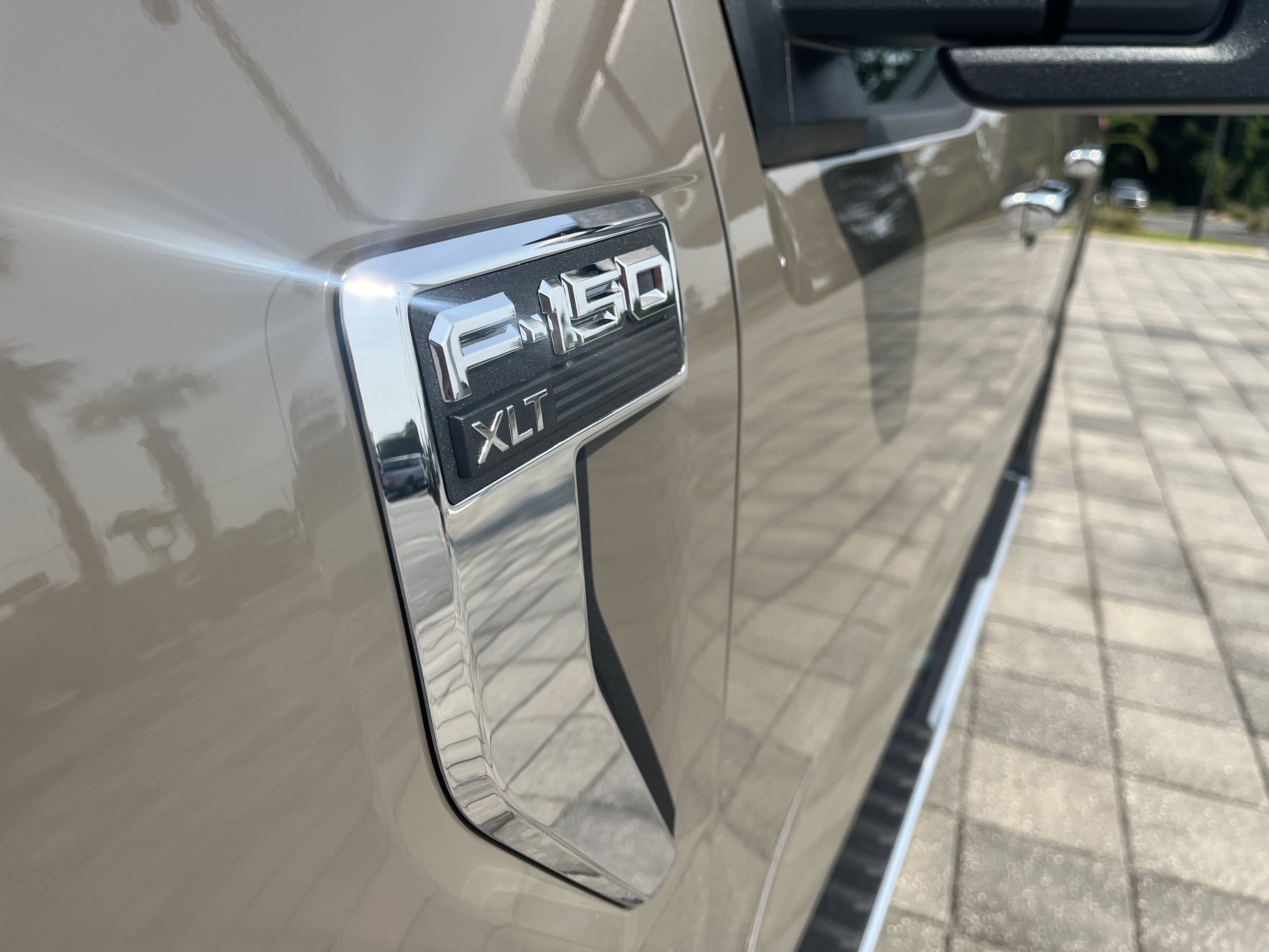New 2026 Marsh Gray Ford XLT image 10