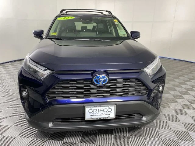 Used 2024 Blue Toyota XLE Premium image 3