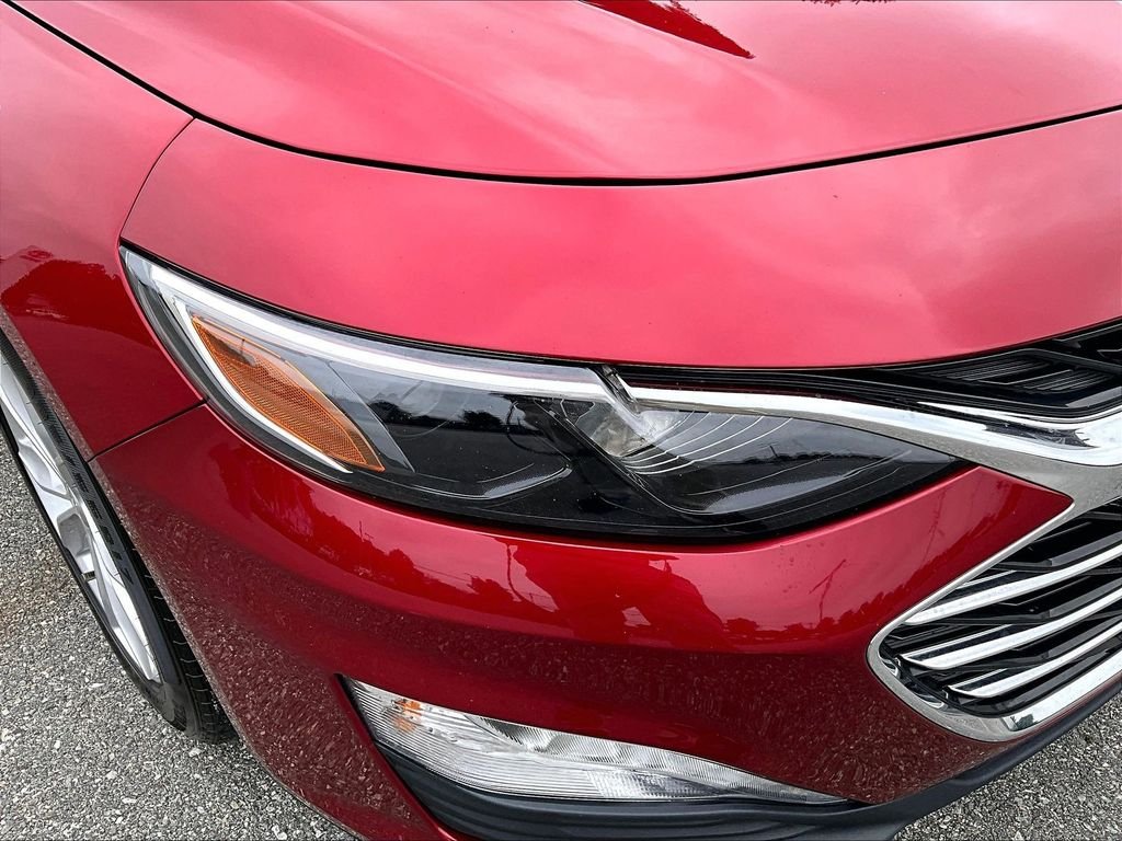 Used 2024 Red Chevrolet LT image 33