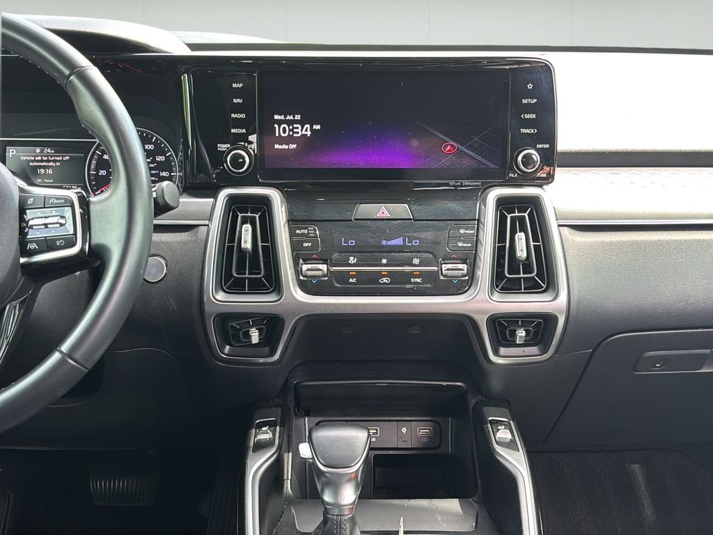2023 Kia Sorento S - Photo 15