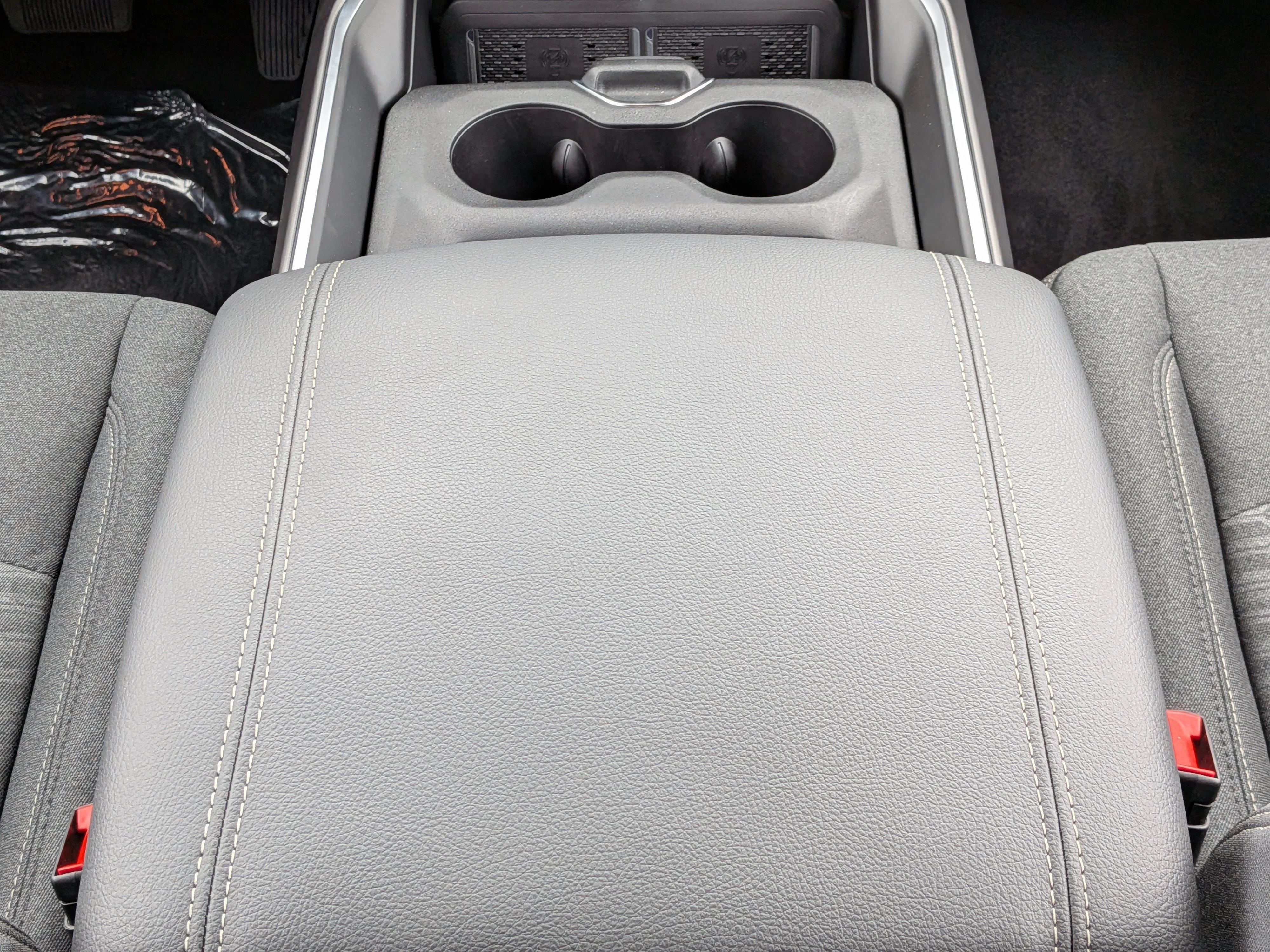 New 2026 Ceramic Gray Clear-Coat Exterior Paint RAM Big Horn image 19