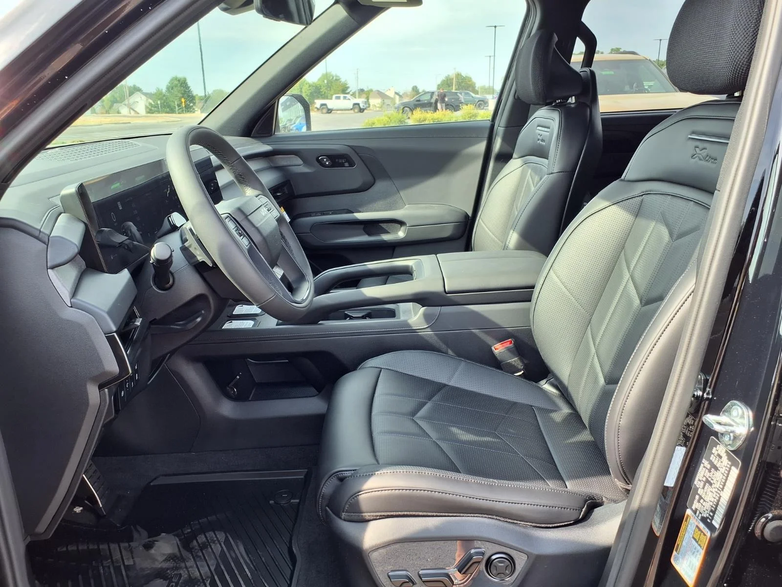 New 2027 Ebony Black Kia X-Line SX image 13