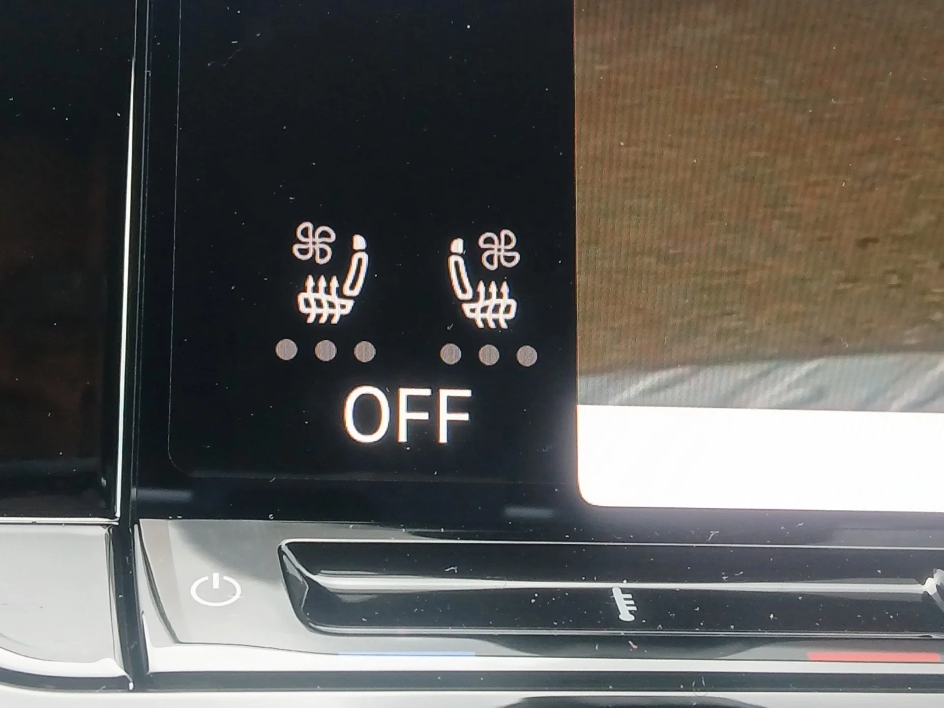 New 2026 Opal White Pearl Volkswagen 2.0T SE image 16
