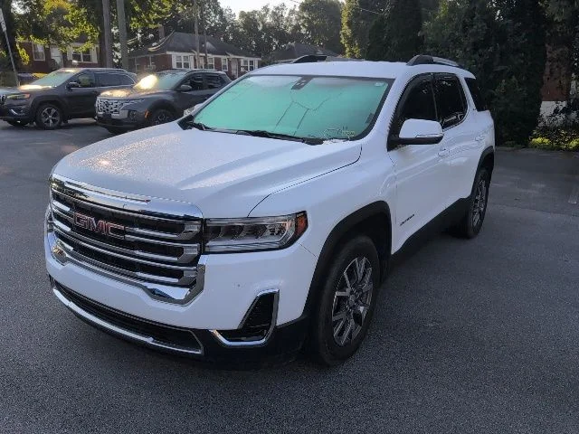 Used 2020 White GMC SLE image 3