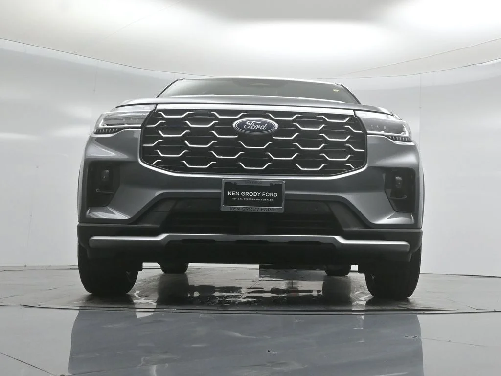 New 2026 Carbonized Gray Metallic Ford Platinum image 45
