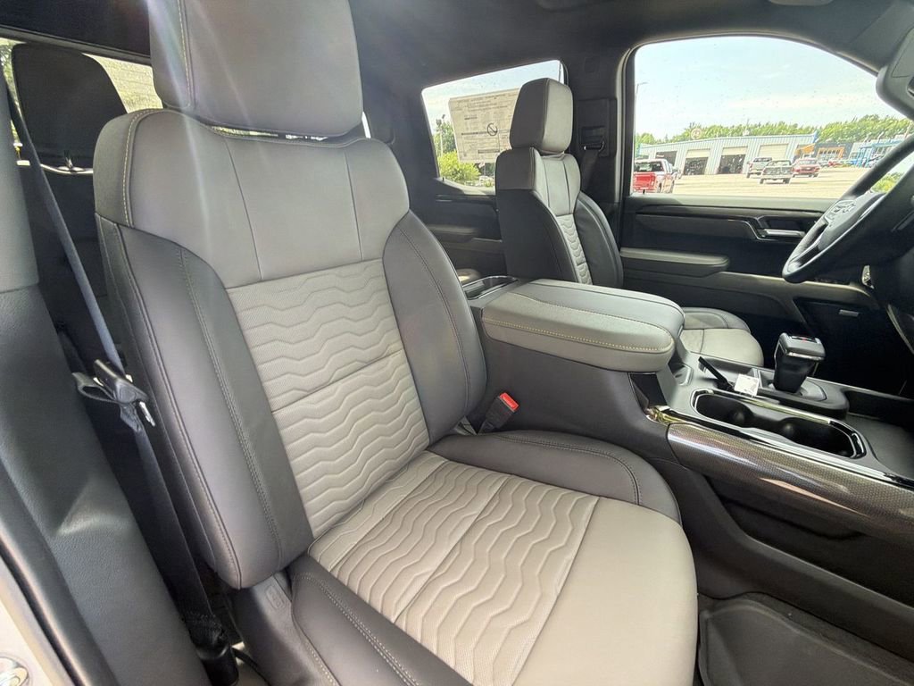 2026 Chevrolet Silverado 1500 ZR2 - Photo 29