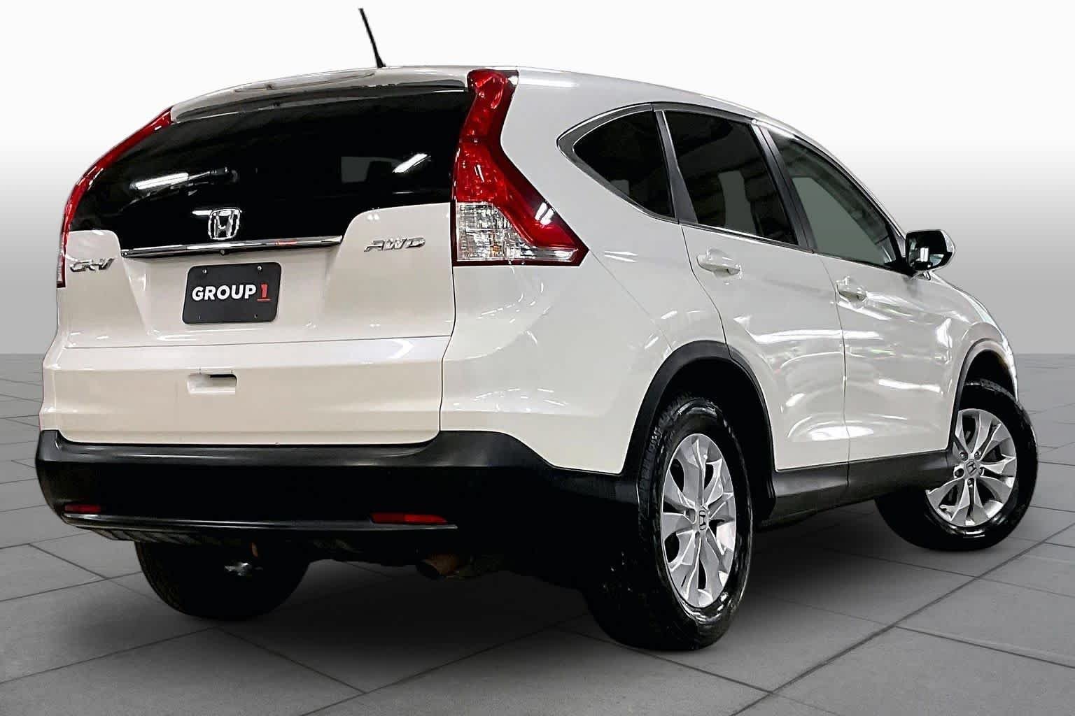 Used 2014 White Diamond Pearl Honda EX image 13