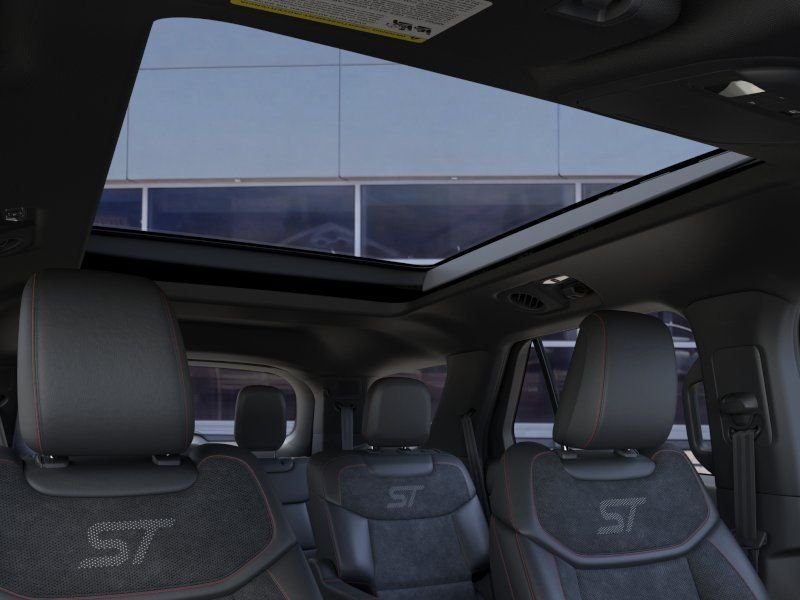 2026 Ford Explorer ST - Photo 22