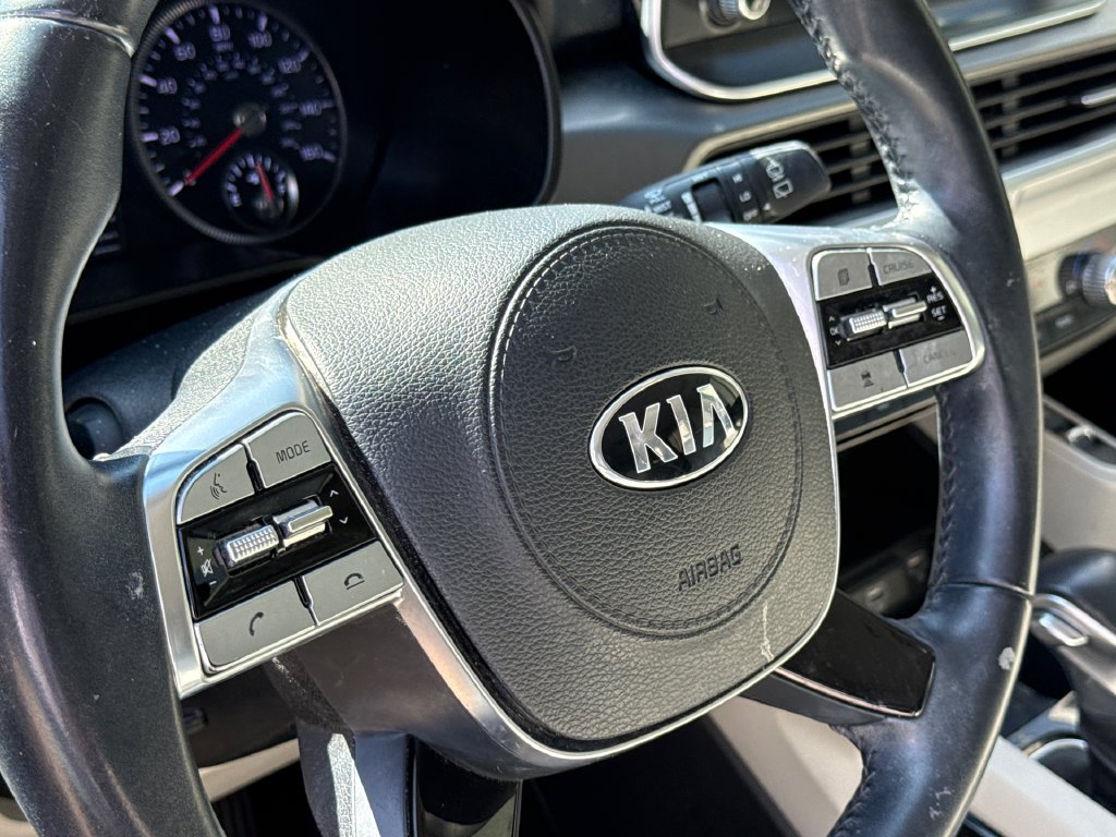 Used 2020 Green Kia S image 25