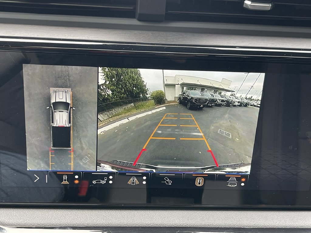 New 2026 Summit White GMC AT4 image 15