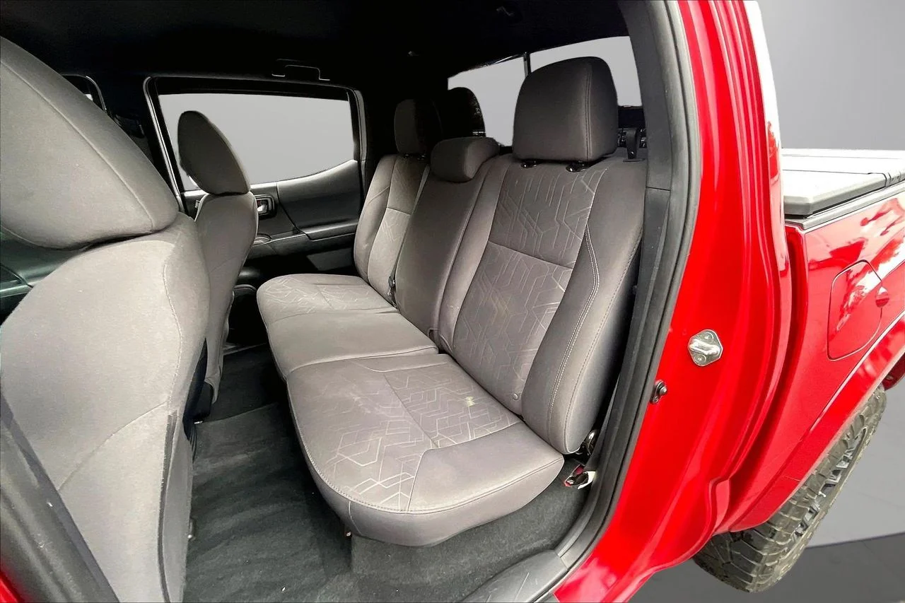Used 2017 Red Toyota SR image 21