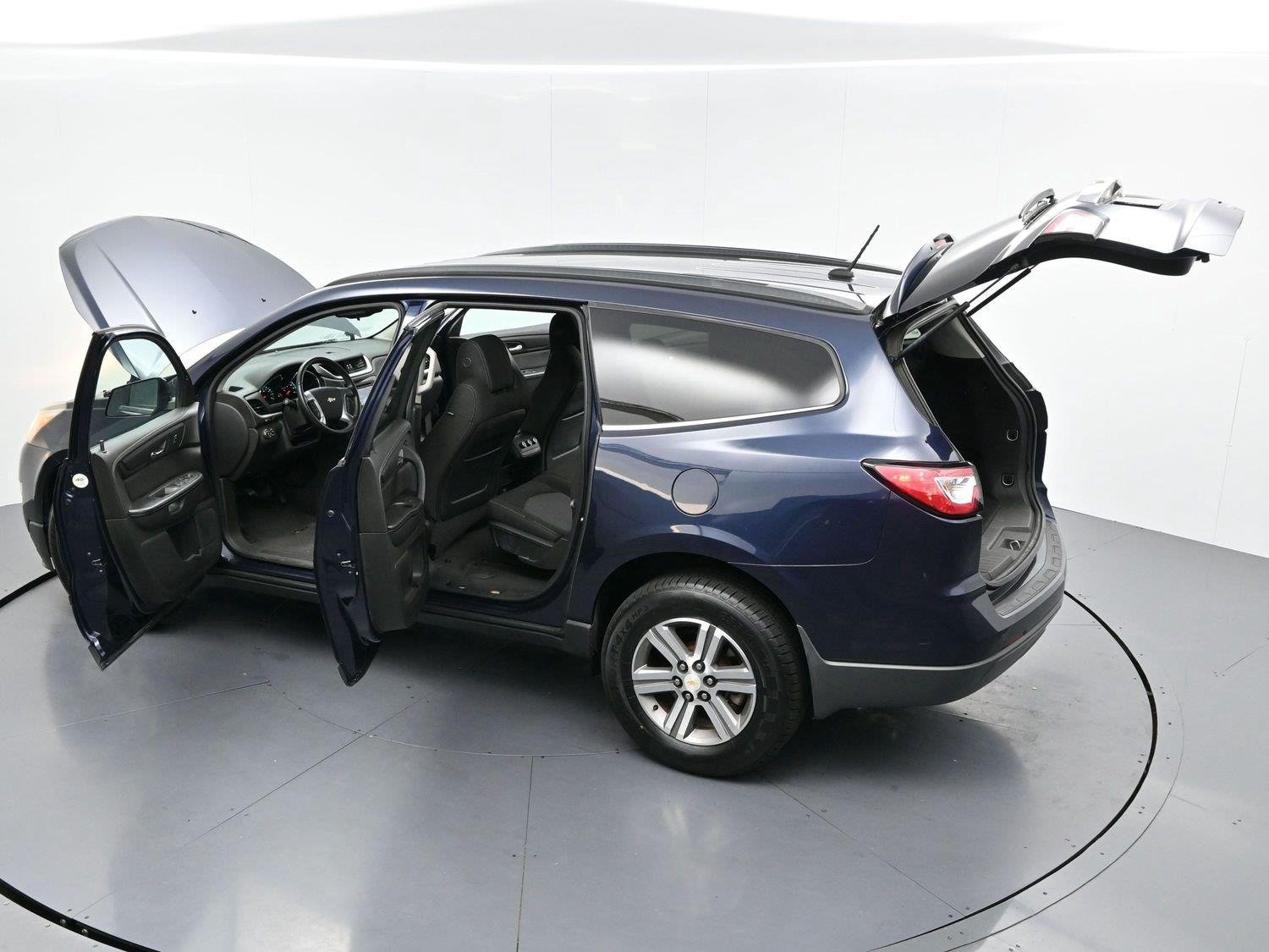 Used 2015 Blue Velvet Metallic Chevrolet LT image 44
