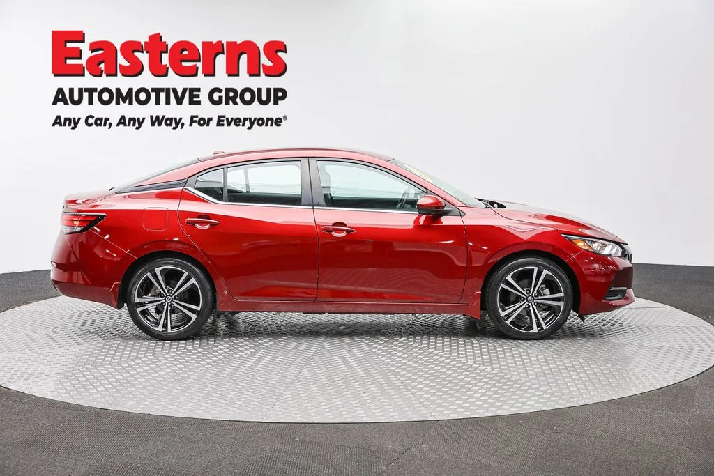 Used 2023 Red Nissan SV image 4
