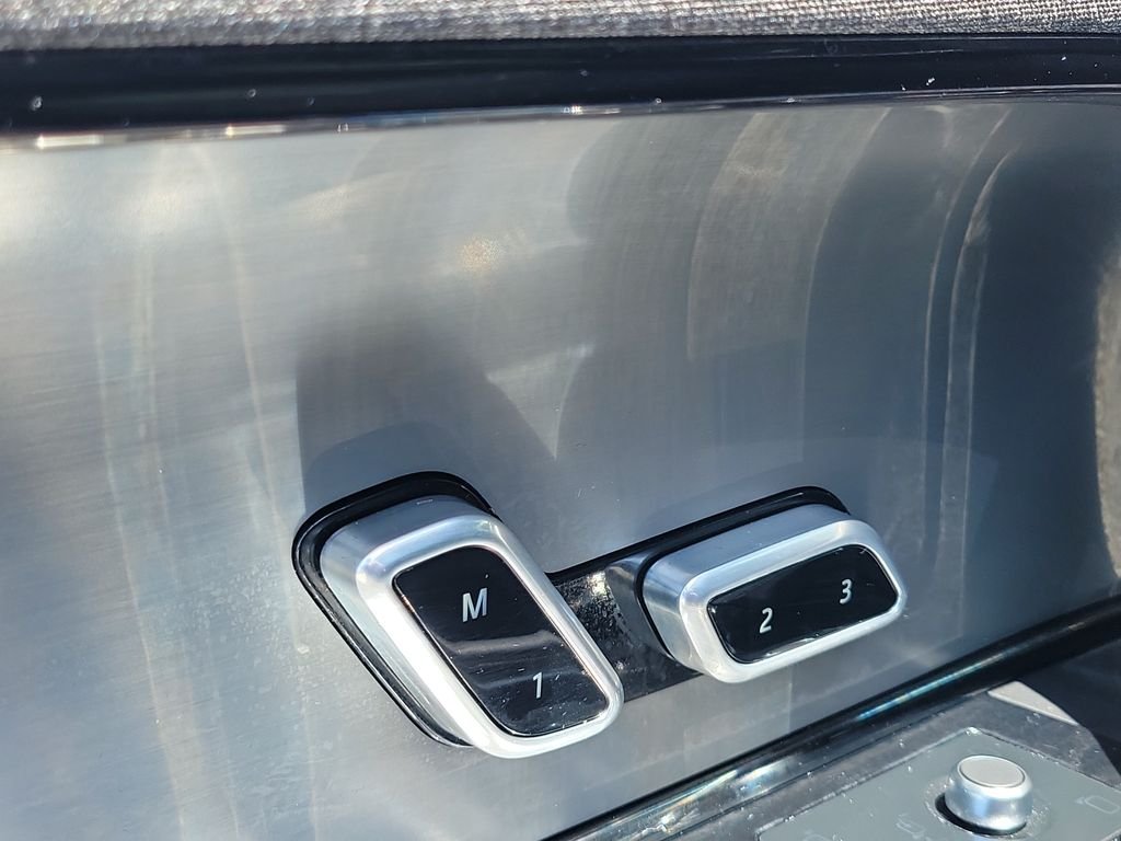 Certified Used 2024 Gray Land Rover Dynamic SE image 27