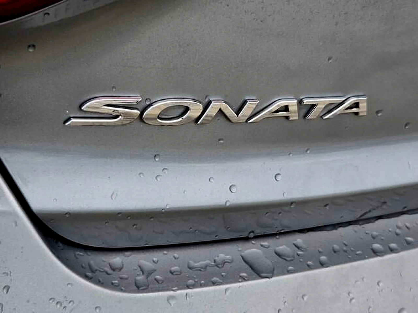 Used 2015 Shale Gray Metallic Hyundai SE image 9