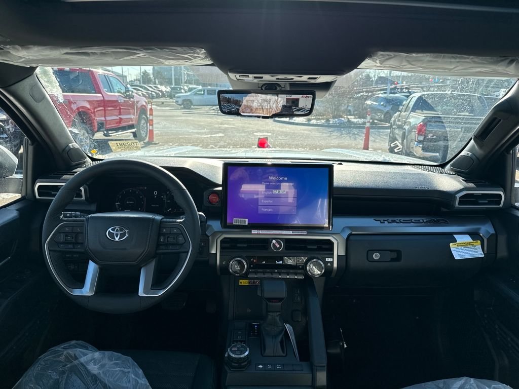 2025 Toyota Tacoma TRD Off Road - Photo 11