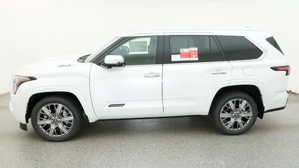New 2026 Wind Chill Pearl Toyota Capstone image 3