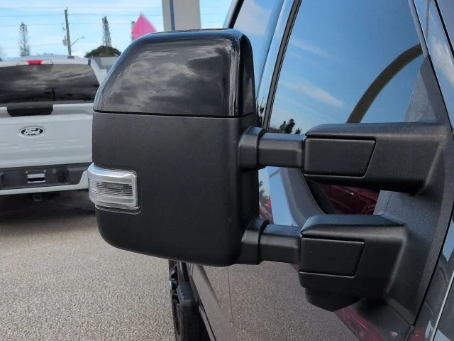 Used 2025 Gray Ford Lariat image 12