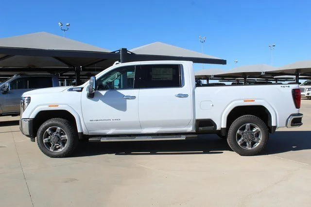 New 2026 White GMC SLT image 2