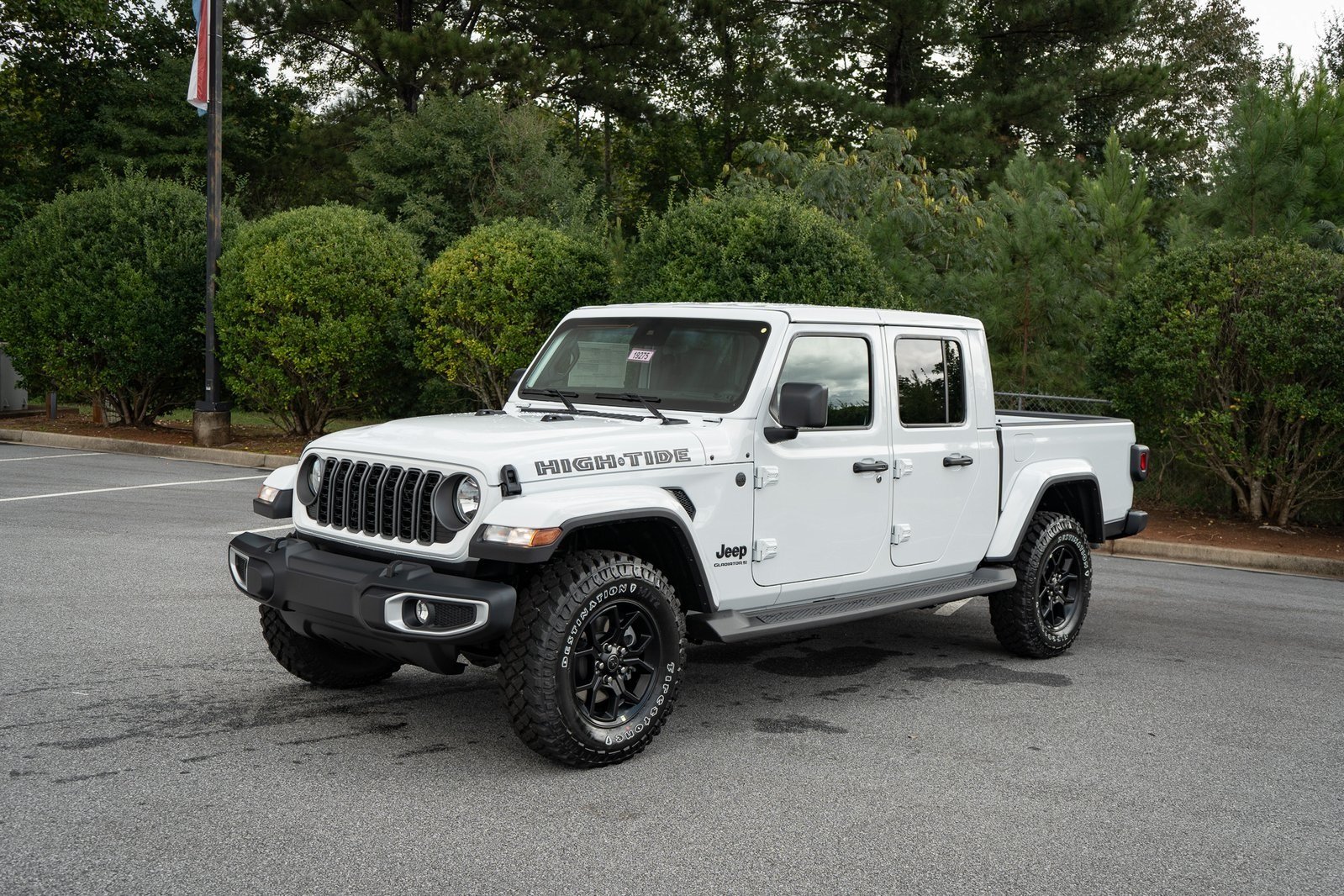 2025 Jeep Gladiator Sport photo 3