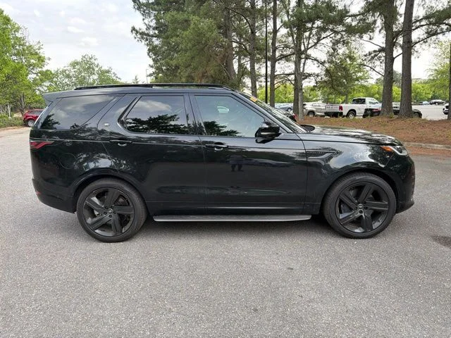 Used 2024  Land Rover Dynamic SE image 6