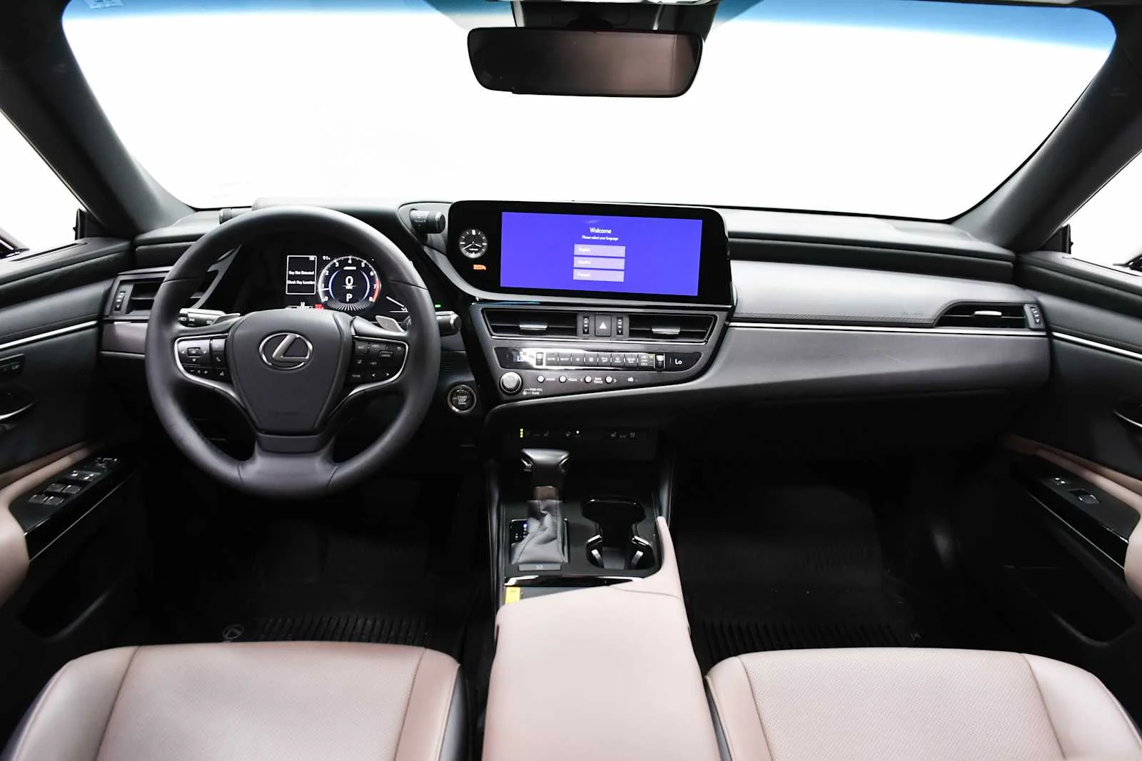 Certified Used 2025 CAVIAR Lexus  image 18