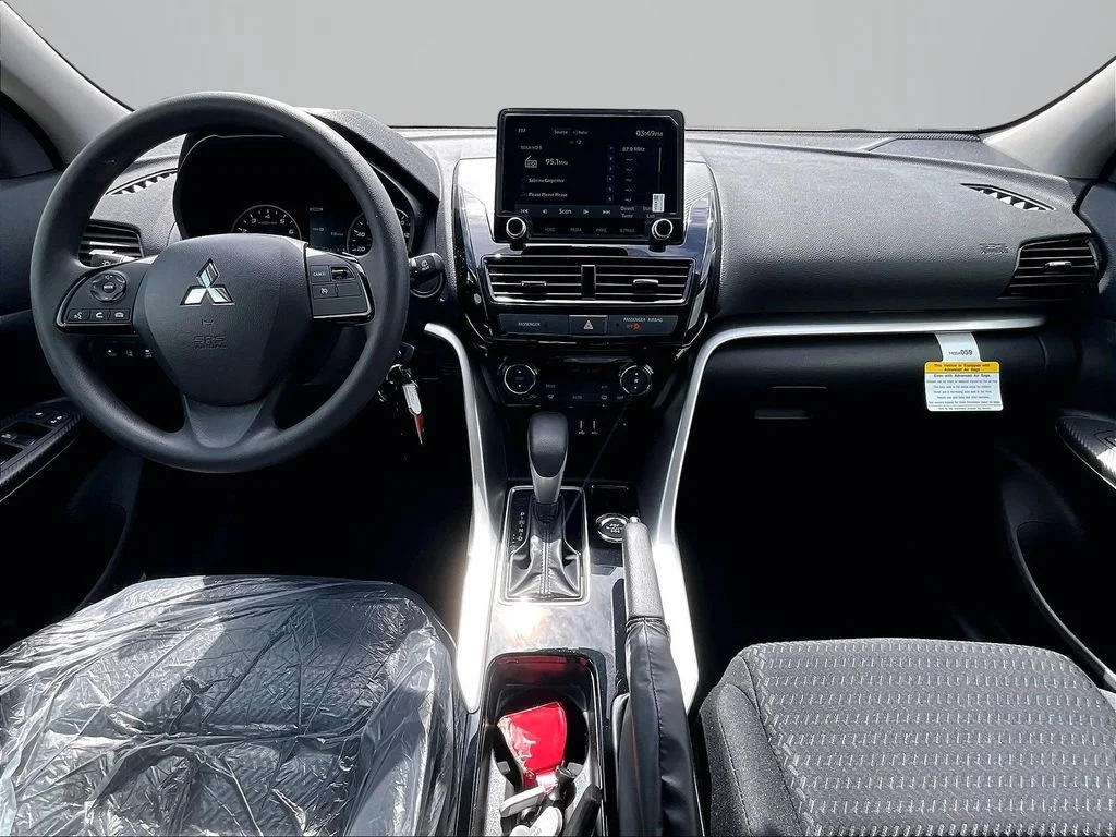 2026 Mitsubishi Eclipse Cross ES - Photo 6